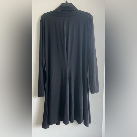 Mearor - Dress - Picture 2 of 7